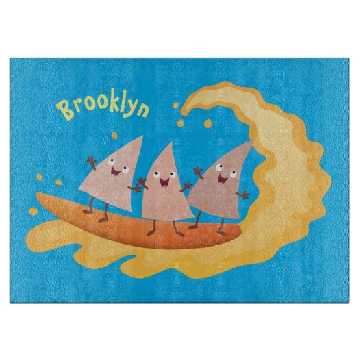 Suikernachos-maïschips surfende cartoon snijplank (Voorkant)