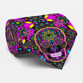 Suikerschedel in neonroze stropdas (Opgerold)