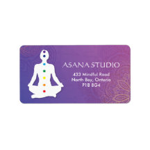 Sukhasna Pose Paarse Mandala Chakra Adresetiketten