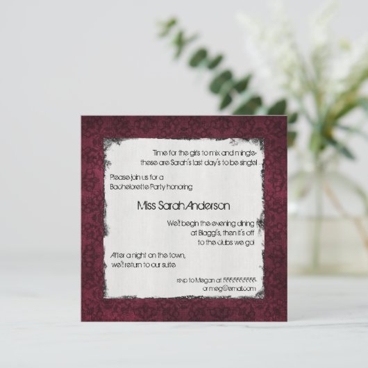 Sultry Floral Bachelorette Party Invitation Kaart (Staand voorkant)