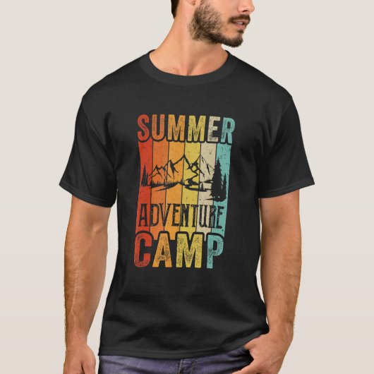 Summer Adventure Awaits Camper T-shirt (Voorkant)