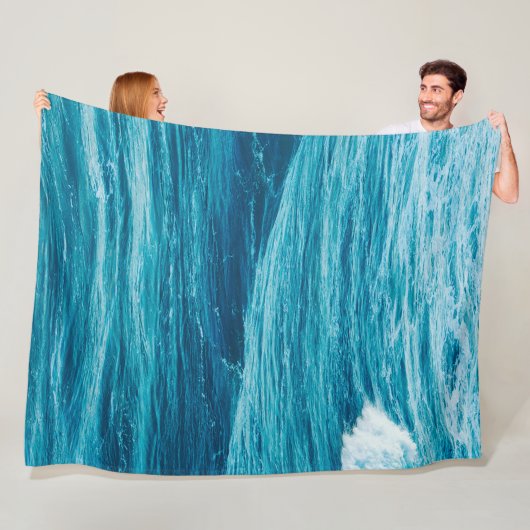 Summer Blue Ocean Wave Fleece Deken (In situ)