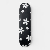 Summer Boho Black White Daisy Flowers Persoonlijk Skateboard (Voorkant)