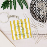 Summer Cocktail Club | vrijgezellen Sleutelhanger<br><div class="desc">Personaliseer het voor elk speciaal familielid, vriend, collega, docent enz., om een uniek cadeau te creëer voor verjaardagen, jubilea, bruiloften, kerst, Valentijnse of elke dag die u wilt shows hoeveel zij of hij voor u betekent. Deze aandenken maakt een geweldig cadeau voor elke gelegenheid: moederdag, verjaardagen, pasgetrouwden, grootouderdag en nog...</div>