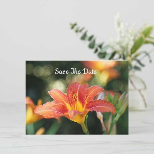Summer Daylily Flat Save the Date Card (Staand voorkant)