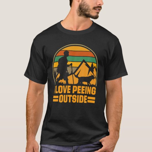 Summer I Love Peeing Outside, Retro Funny Camping T-shirt (Voorkant)