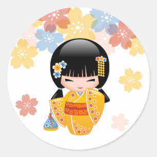 Summer Kokeshi Doll - Yellow Kimono Geisha Girl Ronde Sticker
