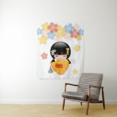 Summer Kokeshi Doll - Yellow Kimono Geisha Girl Wandkleed (In situ)