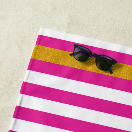 Summer Pink Gold Stripes Monogramed Strandlaken (In situ)