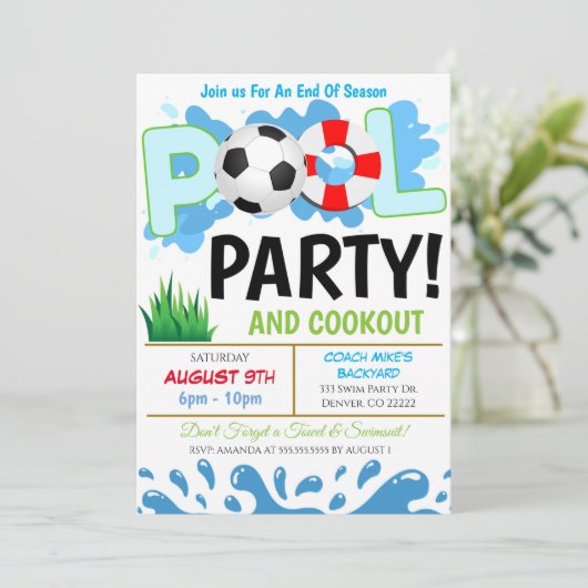 Summer Pool Soccer Party Uitnodiging (Staand voorkant)