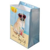 Summer Pug Medium Cadeauzakje (Voorkant Gekanteld)