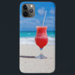 Summer Red Strawberry Margarita On Tropical Beach Case-Mate iPhone Case<br><div class="desc">Hedendaagse overheerlijke rode aardbei margarita cocktail op het strand, met een azuurblauwe lucht, de oceaan, golven en surf op de achtergrond. Dit hoesje zal u op vakantie naar een tropisch eiland te gaan en te ontspannen. Gemaakt voor de strandparty diva, of de liefhebber van de oceaan of het zee onder...</div>