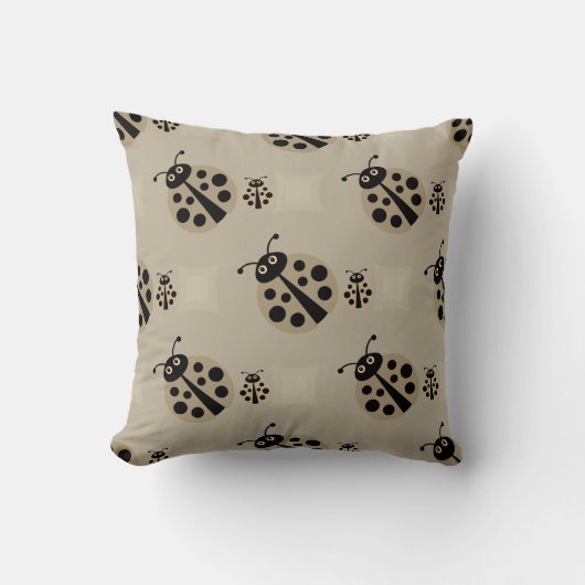 Summer Stone Polka Dot Lady Bugs Pillow Kussen (Voorkant)