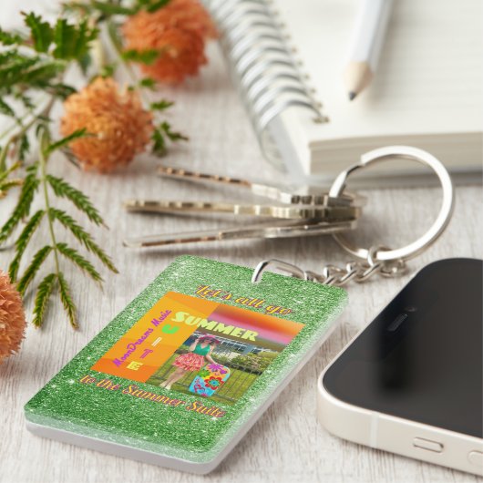 Summer Suite Green Background Sleutelhanger (Voorkant Rechts)