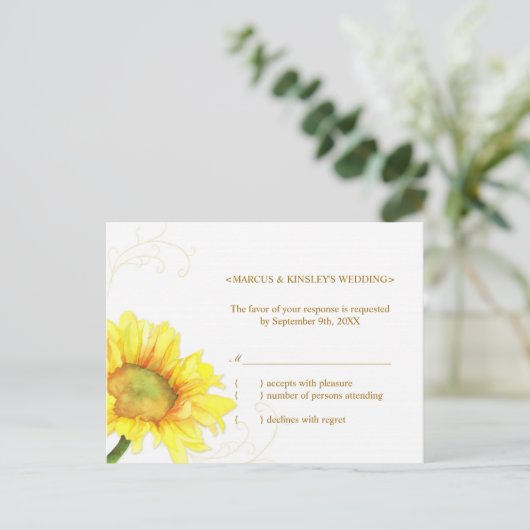 Summer Sunflower Vineyard Wedding RSVP Uitnodiging Briefkaart (Staand voorkant)