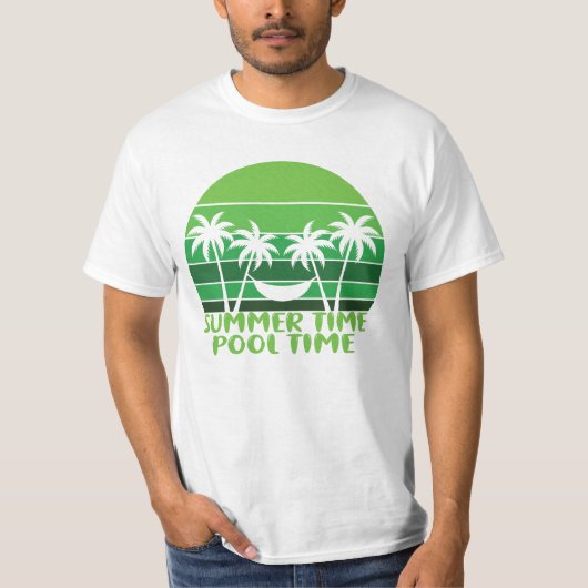 SUMMER TIME POOLTIJD. T-SHIRT (Voorkant)