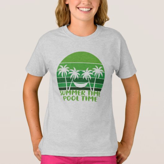 SUMMER TIME POOLTIJD. T-SHIRT (Voorkant)