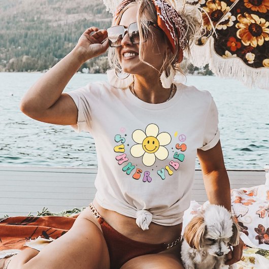 Summer Vibes, glimlachend Daisy Retro Boho T-shirt