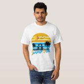 Summer Vibes Retro Sunset Beach T-shirt (Voorkant volledig)