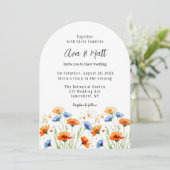 Summer's Embrace Wildflower Wedding Kaart (Staand voorkant)