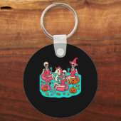 Summerween skelet flamingo die gewoon op Halloween Sleutelhanger (Voorkant)