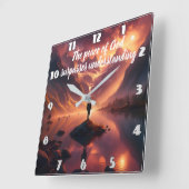 Summit Serenity: Man met uitzicht op het bergmeer Vierkante Klok (Hoek)