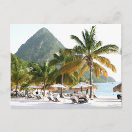 Sun Beds op een strand bij de Pitons in Saint Luci Briefkaart