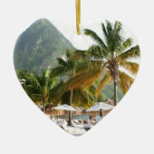 Sun Beds op een strand bij de Pitons in Saint Luci Keramisch Ornament (Voorkant)