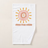 Sun Boho Art: "Shine from within" quote for self-e Bad Handdoek (Handdoek)