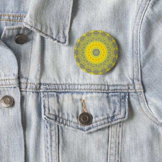 Sun Burst Geel Abstract Mandala Button (In situ)