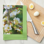Sun-Dapped Spring Hawthorn Theedoek (Quarter Fold)