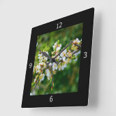 Sun-Dapped Spring Hawthorn Vierkante Klok (Hoek)