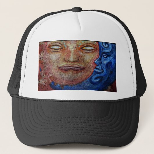 Sun en Moon Face Graffiti Trucker Pet (Voorkant)