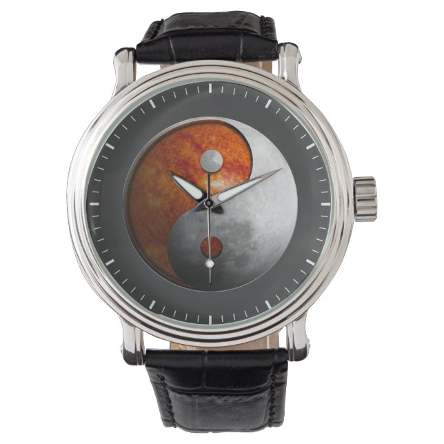 Sun en Moon Yin Yang Horloge (Voorkant)
