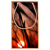 Sun Field Celebration Gift Bag - Klein, glanzend Klein Cadeauzakje (Achterkant)