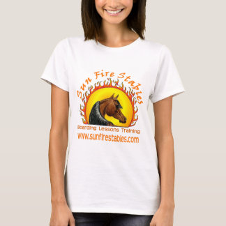 Sun Fire Stables Logo op voorzijde T-shirt
