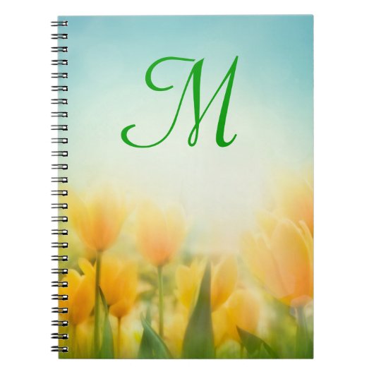 Sun Kissed Yellow Tulip Monogram Initiaal Notitieb Notitieboek (Voorkant)