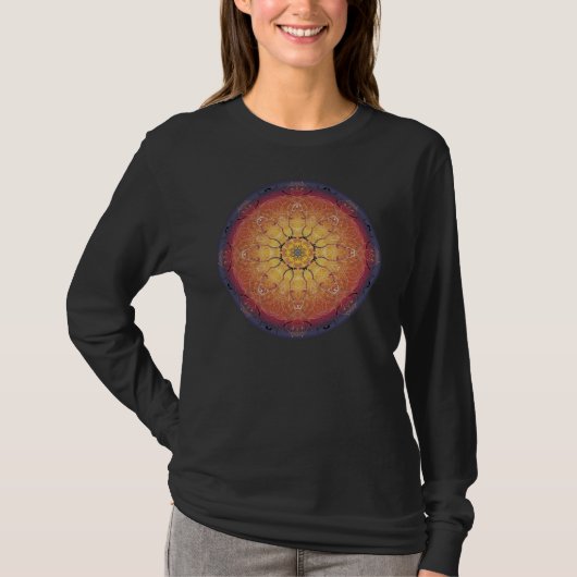 SUN MANDALA T-SHIRT (Voorkant)