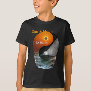 Sun & Moon-Eclipse-tijd T-shirt