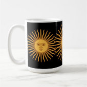Sun of May Inca Symbol Gold Sun Face Rays on Black Koffiemok (Links)