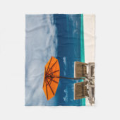 Sun Umbrella op zandstrand |Malediven Fleece Deken (Voorkant)