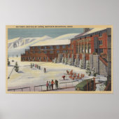 Sun Valley, ID - Ski Party in Lodge Sawtooth Poster (Voorkant)