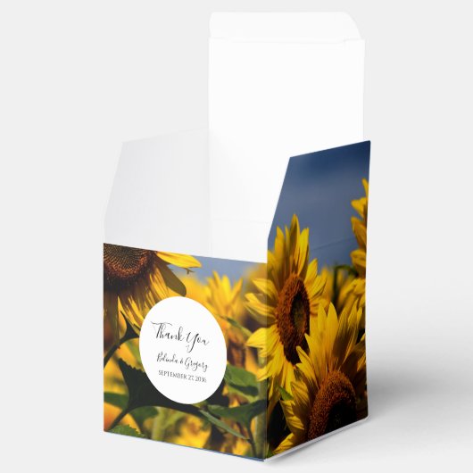 Sunflower Blue Sky Rustic Wedding Bedankdoosjes (Geopend)