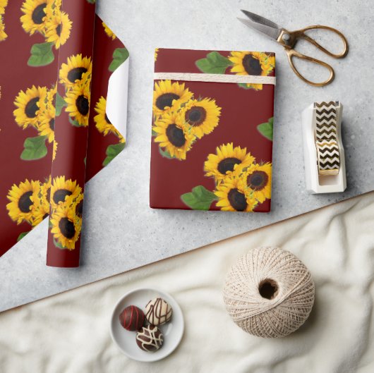 Sunflower Bouquet Pattern Burgundy Gift Wrap Roll Cadeaupapier (Crafts)