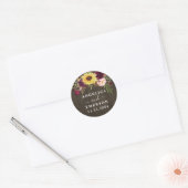 Sunflower Burgundy Red Roses Rustic Wood Weddensch Ronde Sticker (Envelop)