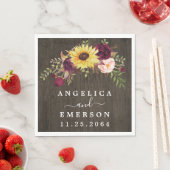 Sunflower Burgundy Red Roses Rustic Wood Weddensch Servet (Insitu)