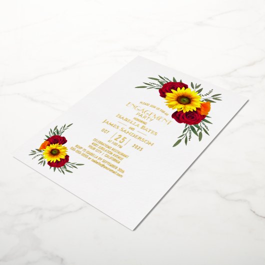 Sunflower Burgundy Roos Gold Text Engagement Party Folie Uitnodiging (Gedraaid)