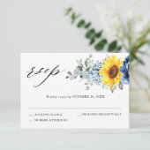 Sunflower Dusty Blue Slate Peony Floral Wedding RSVP Kaartje (Staand voorkant)