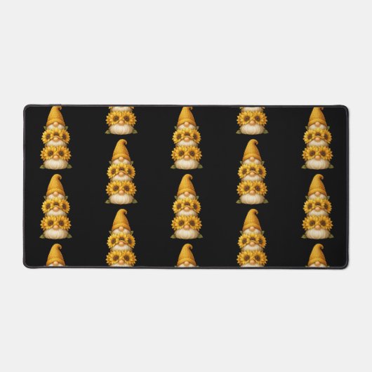 Sunflower Gnome Hidden Smiles Beneath the Golden Bureaumat (Voorkant)