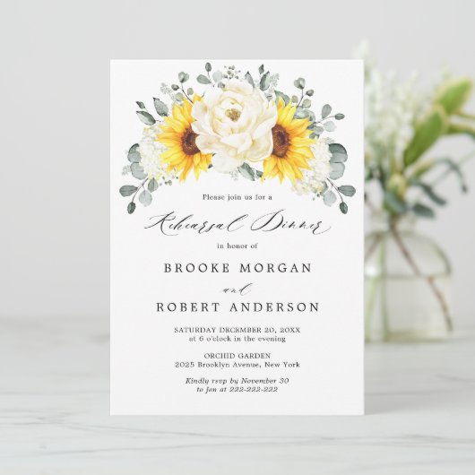 Sunflower Ivory Peony Rehearsal Dinner Invitation Kaart (Staand voorkant)